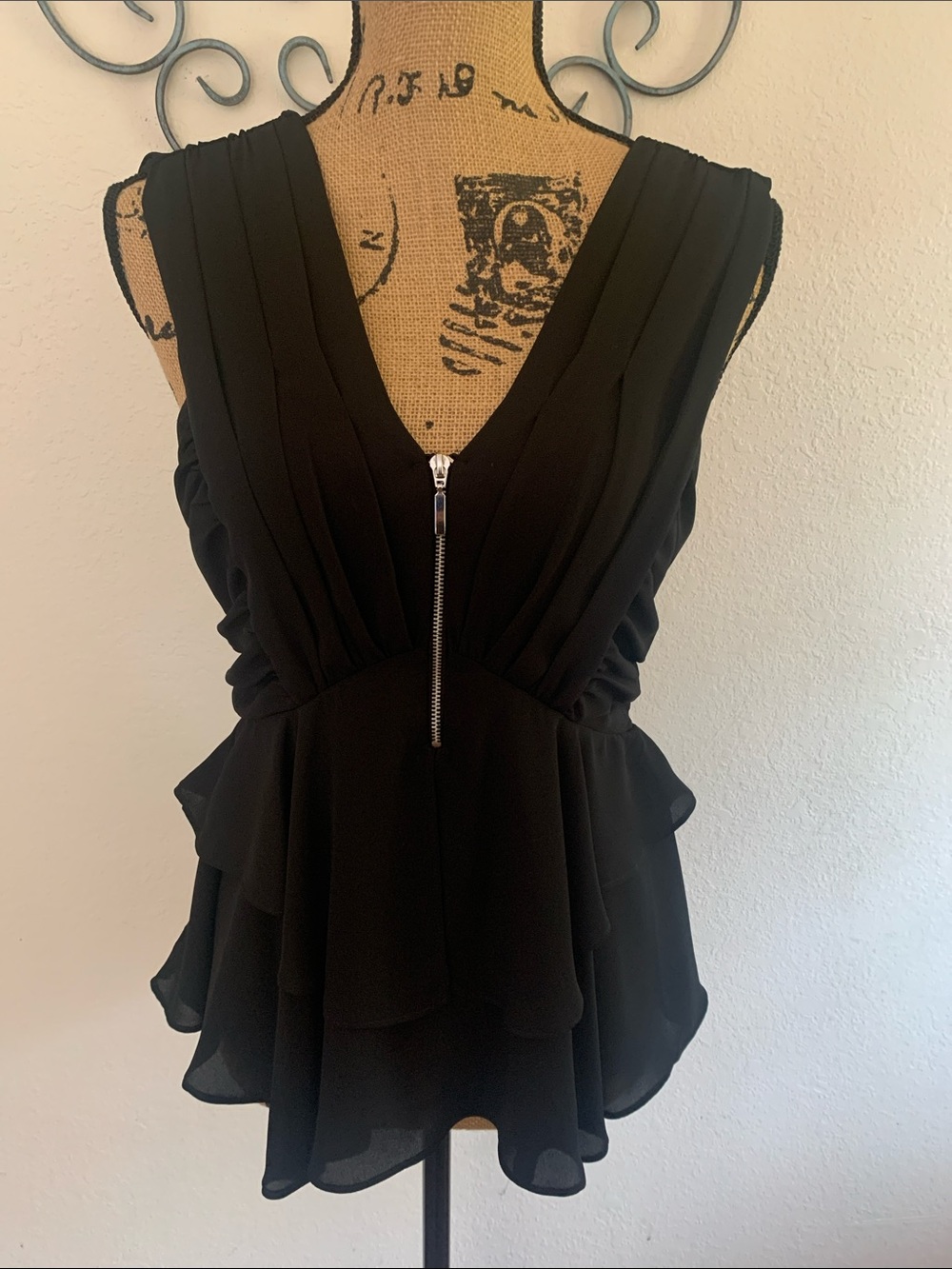 Express Black V-Neck Pleated Peplum Camisole with Front Zip